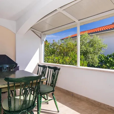 Dion With Garden And Terrace, Just 200m From The Apartmán *
