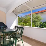 Dion With Garden And Terrace, Just 200m From The Апартаменты *