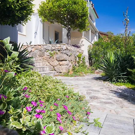 Апартаменты Dion With Garden And Terrace, Just 200m From The
